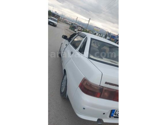 Galeriden Lada Vega 1.5 2000 Model Konya