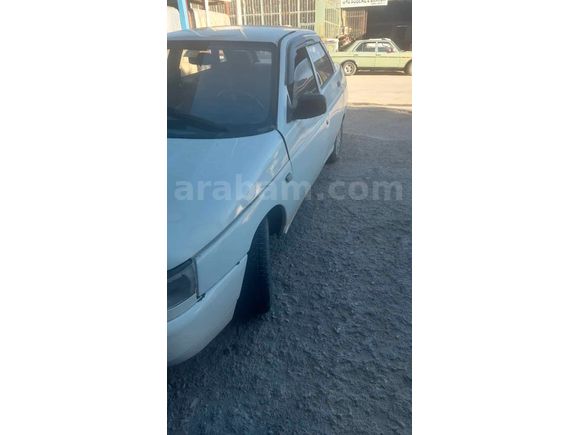 Galeriden Lada Vega 1.5 2000 Model Konya