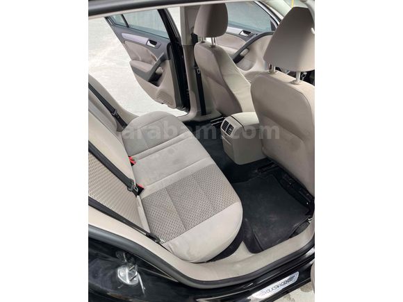 Acil Volkswagen Golf 1.6 Trendline 2010 Model 