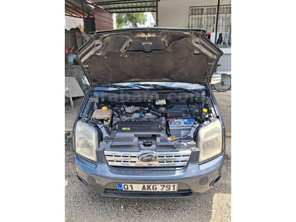 Sahibinden Ford Tourneo Connect 1.8 TDCI GLX 2010 Model