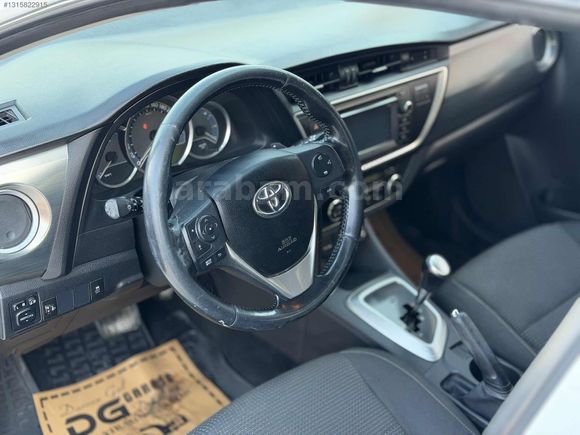 2013 AURIS OTOMATİK CAM TAVAN 190BİNDE