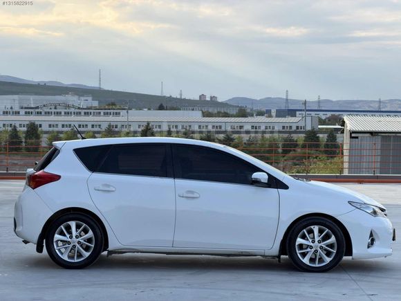 2013 AURIS OTOMATİK CAM TAVAN 190BİNDE