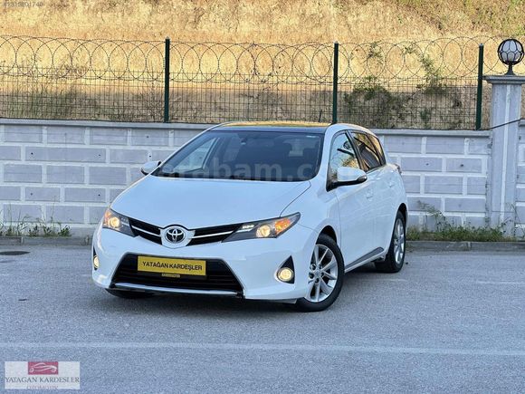 YATAĞAN KARDEŞLER OTODAN 2013 AURİS 1.4-D4 OTOMATİK CAMTAVAN
