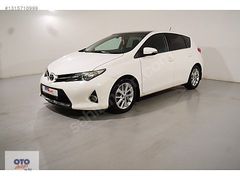 Toyota Auris 1.4 - 90HP - 2013-Kredi Kartına 12 Ay Taksit İmkanı