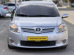 2011 MODEL AURİS 1,6 İÇİ BEJ DEĞİŞENSİZ