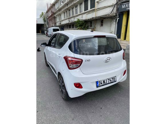 Sahibinden Hyundai i10 1.2 D-CVVT Elite 2015 Model İstanbul 74.000 km Beyaz