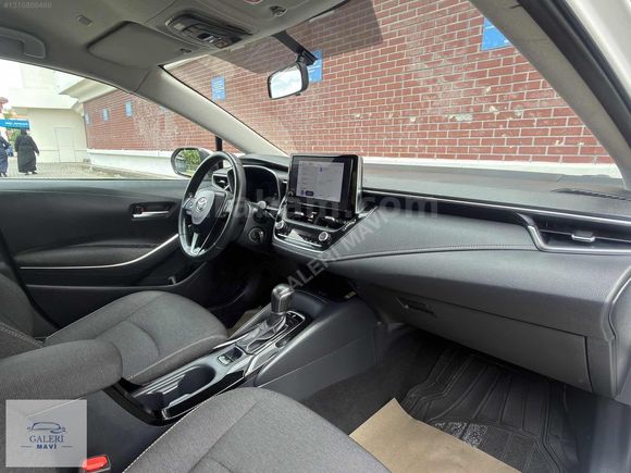 GALERİ MAVİ'DEN 2023 TOYOTA CORALLA 1.5 DREAM MULTIDRIVE S