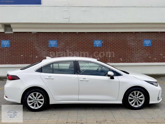 GALERİ MAVİ'DEN 2023 TOYOTA CORALLA 1.5 DREAM MULTIDRIVE S