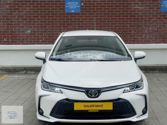 GALERİ MAVİ'DEN 2023 TOYOTA CORALLA 1.5 DREAM MULTIDRIVE S