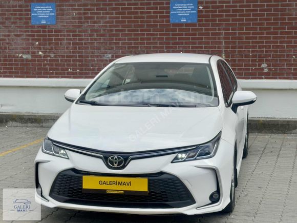 GALERİ MAVİ'DEN 2023 TOYOTA CORALLA 1.5 DREAM MULTIDRIVE S