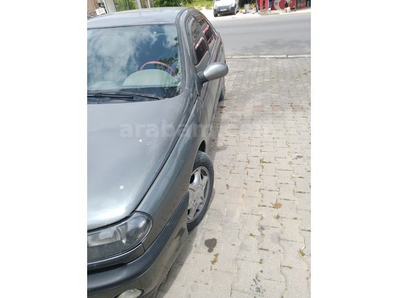 Sahibinden Renault Laguna 1.6 2001 Model 