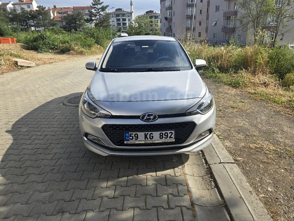 Sahibinden Hyundai i20 1.2 MPI Jump 2017 Model Tekirdağ 134.000 km Gri (Gümüş)