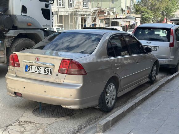 Sahibinden Honda Civic 1.6i VTEC ES 2005 Model 