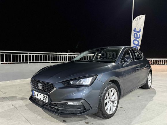 Sahibinden Seat Leon 1.0 eTSI Style 2024 Model  49000 km Gri