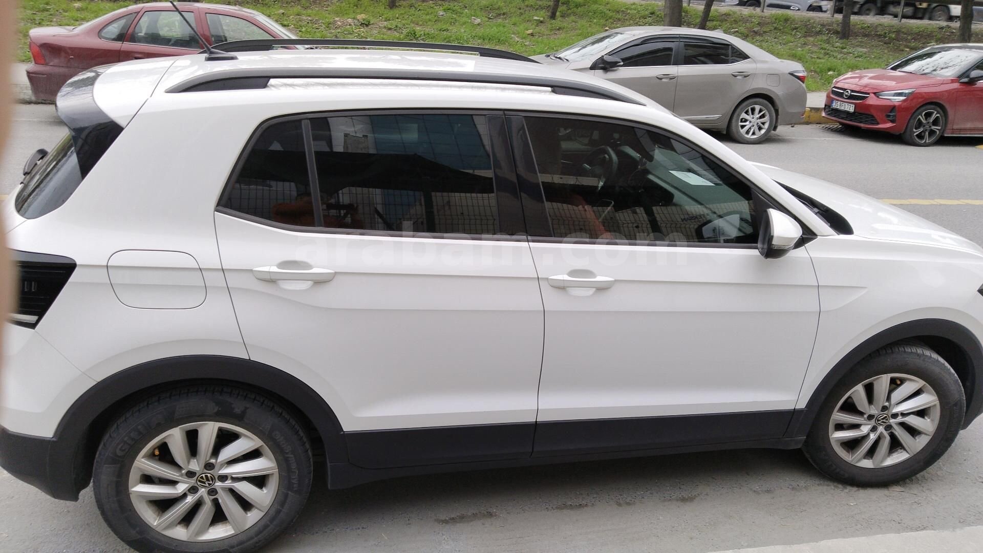Sahibinden Volkswagen T-Cross 1.0 TSI Life 2022 Model Erzurum 45.000 km Beyaz 3