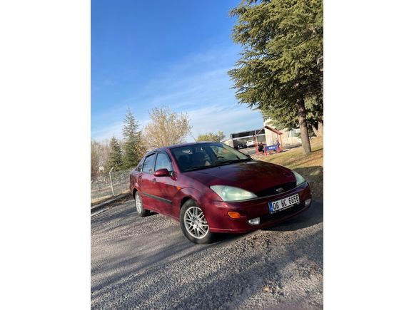 Sahibinden Ford Focus 2.0 Ghia 2001 Model