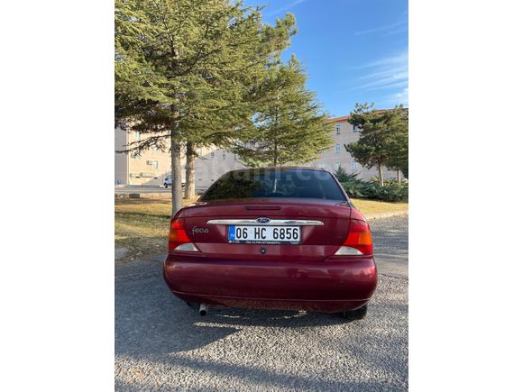 Sahibinden Ford Focus 2.0 Ghia 2001 Model