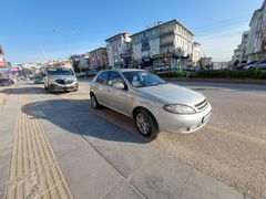 Sahibinden Chevrolet Lacetti 1.6 SX 2004 Model  285.000 km Gri (Gümüş)