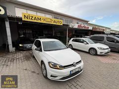 Boyası yanda 2 parça Golf 7.5 otomatik highline 133 bin km