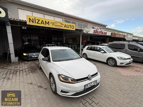 Boyası yanda 2 parça Golf 7.5 otomatik highline 133 bin km