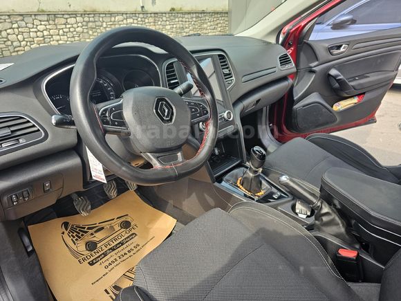 Sahibinden Renault Megane 1.6 Joy 2018 Model