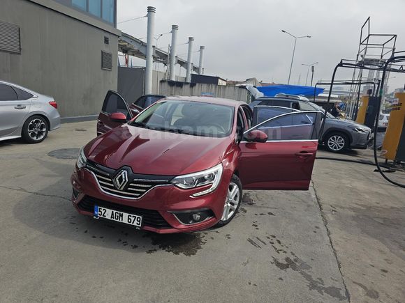 Sahibinden Renault Megane 1.6 Joy 2018 Model