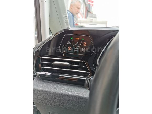 RASYONEL'DEN 2024 CADDY STYLE CAM TAVAN OTOMATİK İLK EL 70 BİNDE