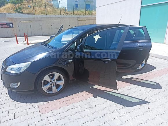 Sahibinden Temiz, Ağır Bakımları Yapılmış, Orjinal Km'de Astra J kasa.