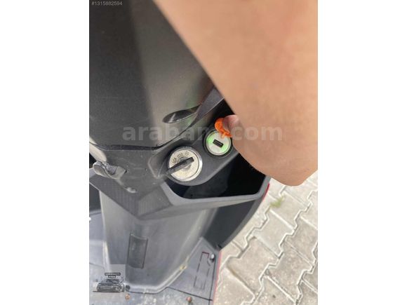 2025 VOLTA ELEKTRİKLİ SCOOTER 6 AKÜLÜ 58km MENZİL 2000W, 720kmde