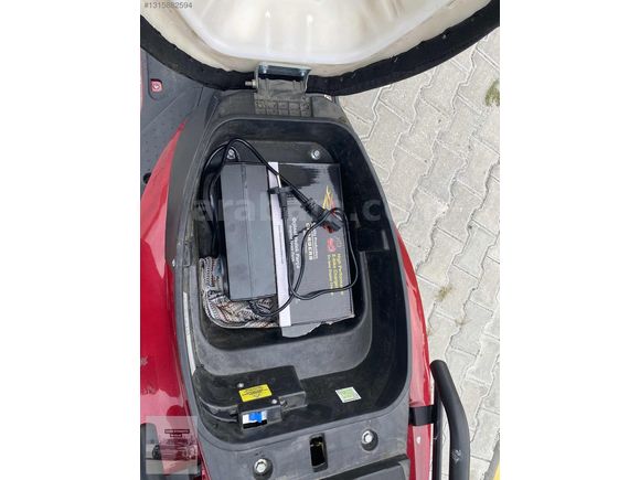 2025 VOLTA ELEKTRİKLİ SCOOTER 6 AKÜLÜ 58km MENZİL 2000W, 720kmde