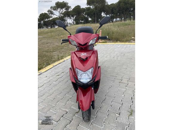 2025 VOLTA ELEKTRİKLİ SCOOTER 6 AKÜLÜ 58km MENZİL 2000W, 720kmde