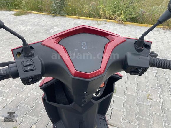 2025 VOLTA ELEKTRİKLİ SCOOTER 6 AKÜLÜ 58km MENZİL 2000W, 720kmde
