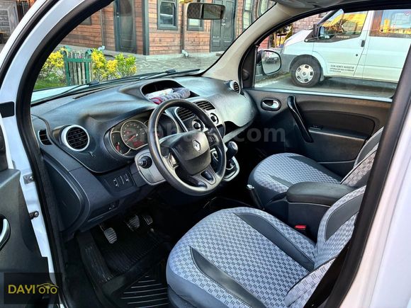 DAYI OTO'DAN RENAULT KANGOO 1.5 DCİ TOUCH BAYRAMA ÖZEL FİYAT