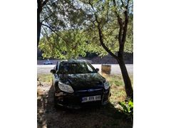 Sahibinden Ford Focus 1.6 TDCi Style 2014 Model  220.000 km Siyah