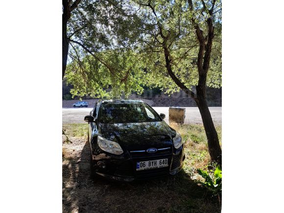 Sahibinden Ford Focus 1.6 TDCi Style 2014 Model  220.000 km Siyah
