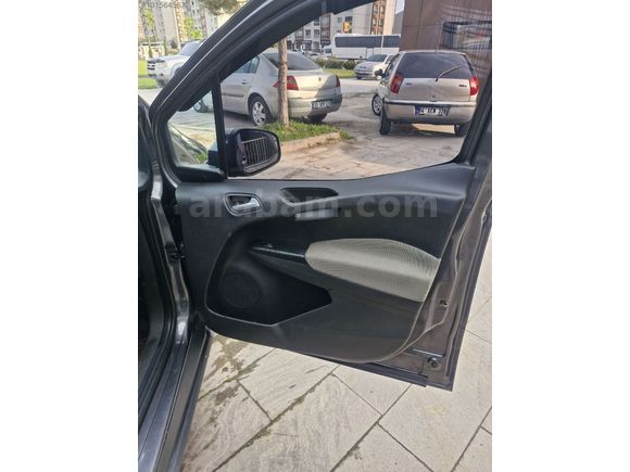 FORD COURİER OTOMOBİL RUHSATLİ