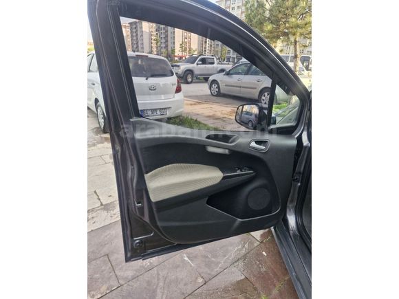 FORD COURİER OTOMOBİL RUHSATLİ