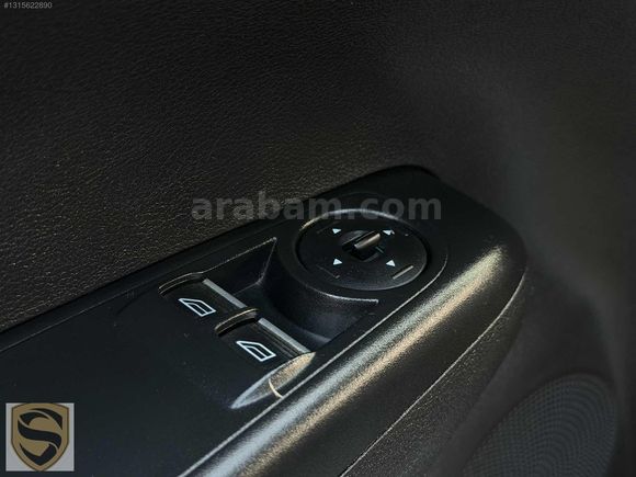 SAMAN OTOMOTİVDE 2021 TEMİZ 118.OOO KMDE GER GÖRÜŞ İÇİ BEJ 100HP