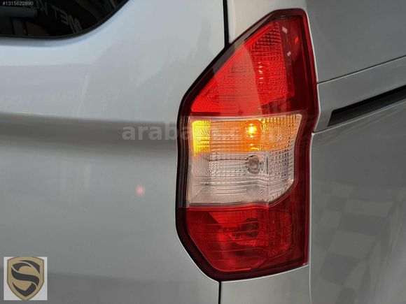 SAMAN OTOMOTİVDE 2021 TEMİZ 118.OOO KMDE GER GÖRÜŞ İÇİ BEJ 100HP