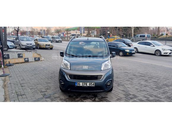Sahibinden Fiat Fiorino Combi 1.4 Eko Safeline 2024 Model  32.185 km Mavi (metalik)