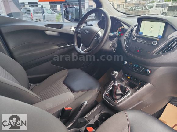 Yetkili Bayiden/Titanium Plus/Düşük Km/Temiz/Servis Bakımlı