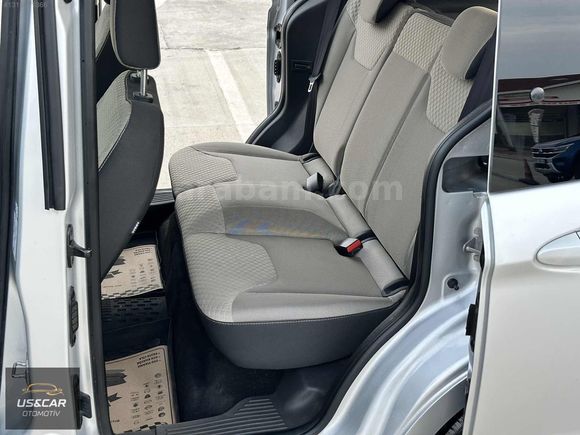 2020 TİTANİUM PLUS OTOMOBİL RUHSATLI 115 KM HATASIZ