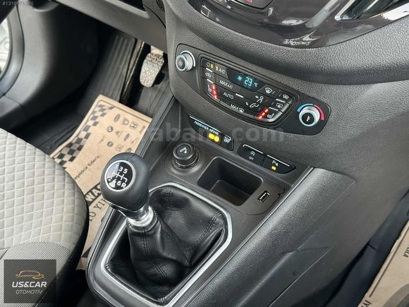 2020 TİTANİUM PLUS OTOMOBİL RUHSATLI 115 KM HATASIZ