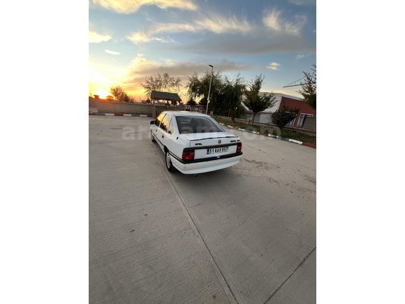 Sahibinden Opel Vectra 2.0 GLS 1994 Model