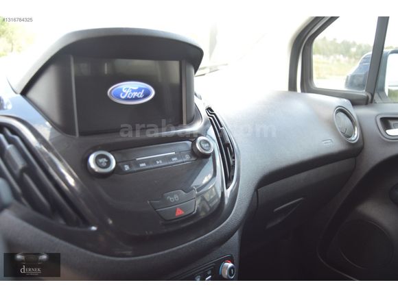 2022 BOYASIZ COURİER 1.5 TDCİ TİTANIUM PLUS+41.00KM ORJINAL
