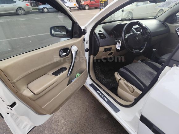 Sahibinden Renault Megane 1.6 Authentique 2004 Model
