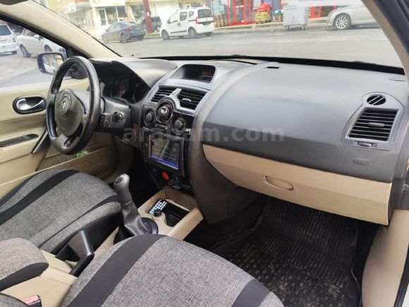 Sahibinden Renault Megane 1.6 Authentique 2004 Model