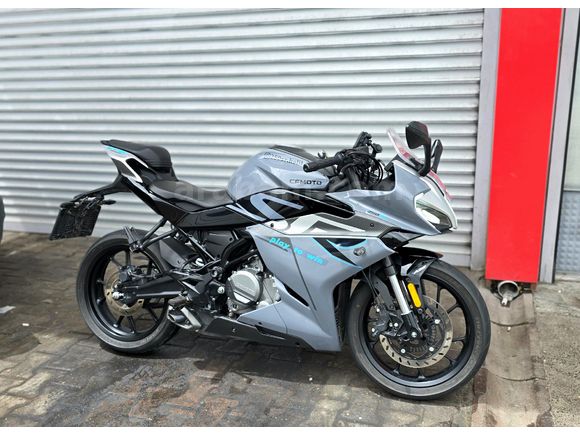 SON GÜNLER 5Bin km BAKIMI YENi 250SR