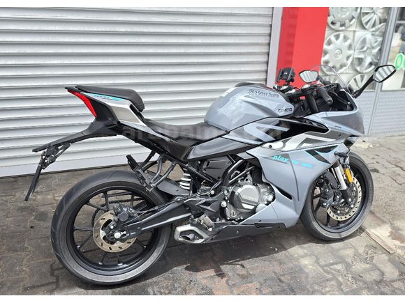 SON GÜNLER 5Bin km BAKIMI YENi 250SR