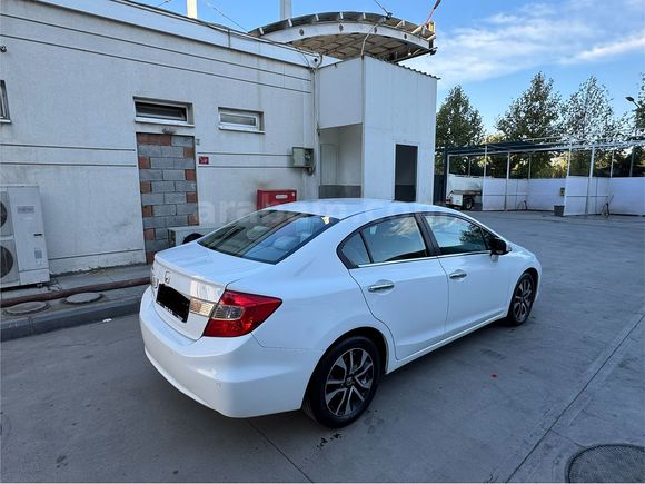 MEMURDAN SATILIK Honda Civic 1.6i VTEC Eco Elegance 2016 Model 